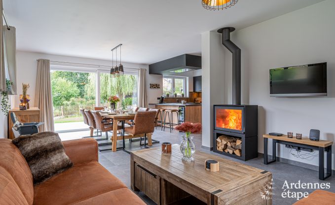 Gezellig vakantiehuis voor 8 personen in Paliseul, vlakbij het bos en de rivier