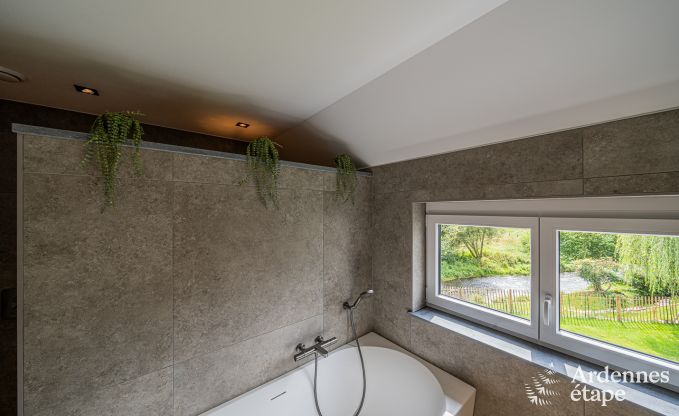 Gezellig vakantiehuis voor 8 personen in Paliseul, vlakbij het bos en de rivier