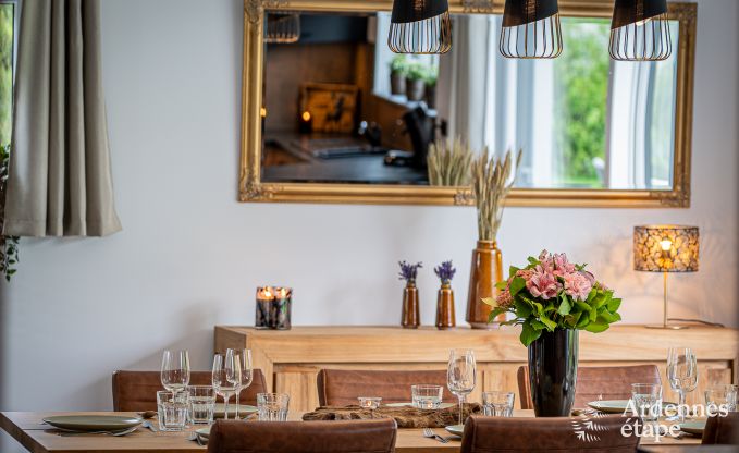 Gezellig vakantiehuis voor 8 personen in Paliseul, vlakbij het bos en de rivier