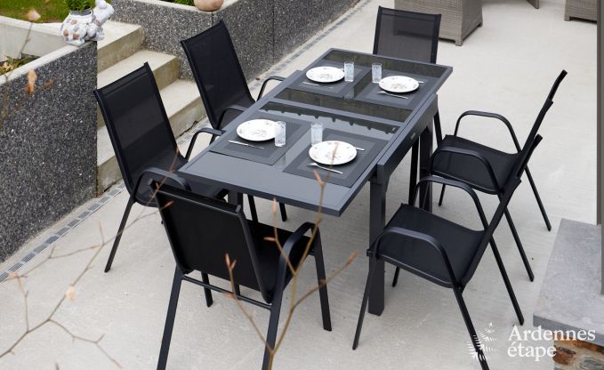 Hondvriendelijk vakantiehuis voor gezinnen in Paliseul, Ardennen