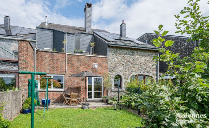 Gezellige vakantiewoning voor 5 personen in Paliseul met modern comfort, speelruimte en priv�tuin