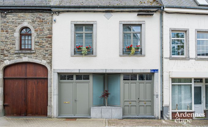 Gezellige vakantiewoning voor 5 personen in Paliseul met modern comfort, speelruimte en priv�tuin