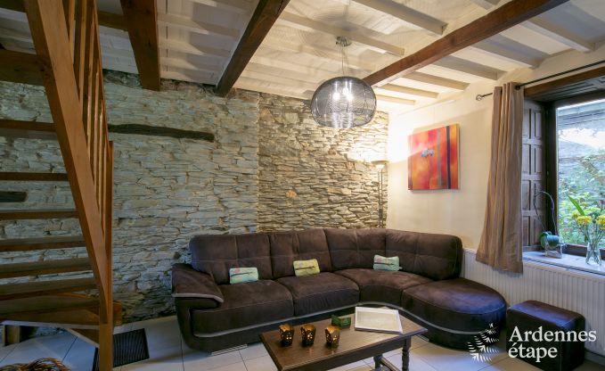 Luxueus vakantiehuis in oude hoeve te huur voor 6/8 personen in Paliseul