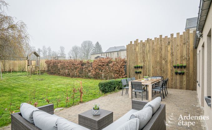Charmante huur voor 8 personen in Paliseul: vakantiehuis met recreatieve voorzieningen in het hart van de Ardennen