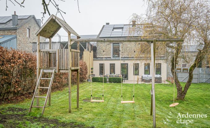 Charmante huur voor 8 personen in Paliseul: vakantiehuis met recreatieve voorzieningen in het hart van de Ardennen