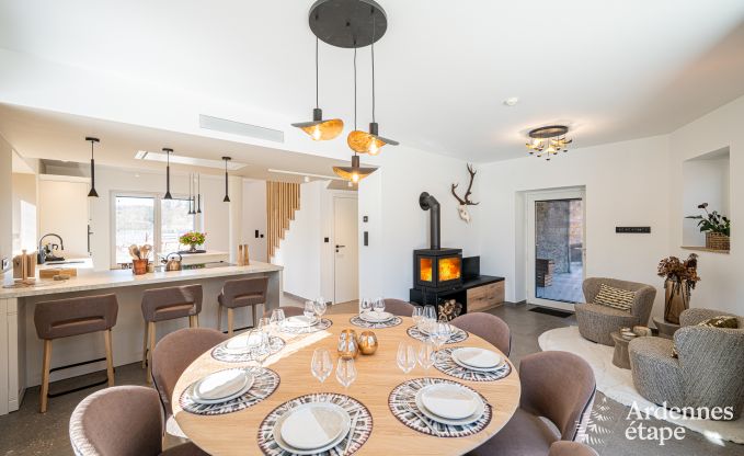 Vakantiewoning voor 9 personen met sauna en tuin in het charmante Our, Paliseul