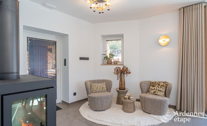 Vakantiewoning voor 9 personen met sauna en tuin in het charmante Our, Paliseul