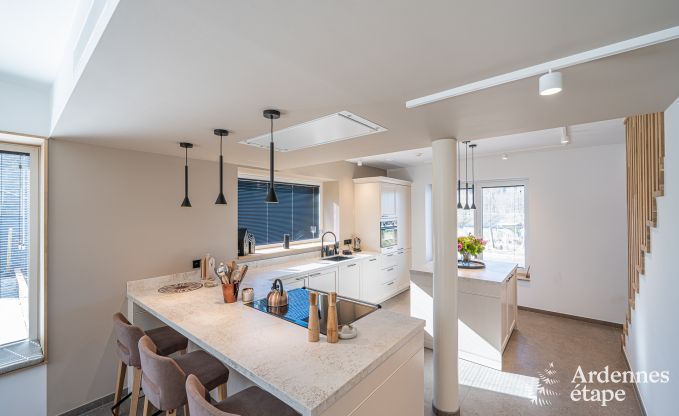 Vakantiewoning voor 9 personen met sauna en tuin in het charmante Our, Paliseul