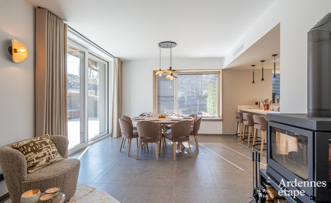 Vakantiewoning voor 9 personen met sauna en tuin in het charmante Our, Paliseul