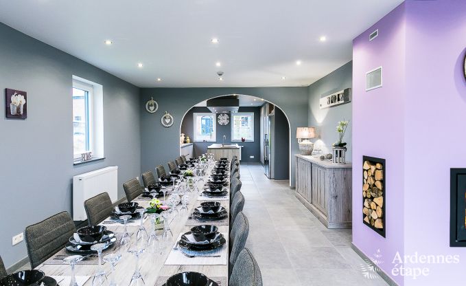 Luxe vakantiehuis in Paliseul met zwembad, wellness en spellen,  voor 28 personen in de Ardennen