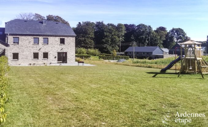 Luxe vakantiehuis in Paliseul met zwembad, wellness en spellen,  voor 28 personen in de Ardennen