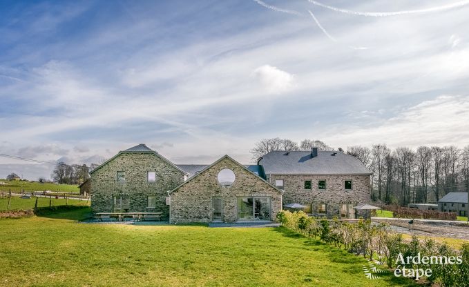 Luxe vakantiehuis in Paliseul met zwembad, wellness en spellen,  voor 28 personen in de Ardennen
