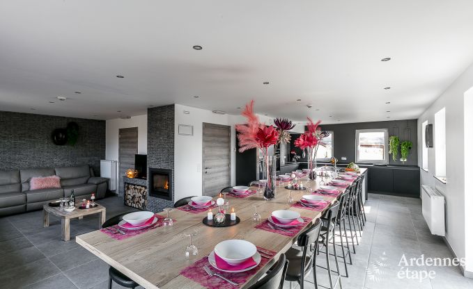 Luxe vakantiehuis in Paliseul met zwembad, wellness en spellen,  voor 28 personen in de Ardennen