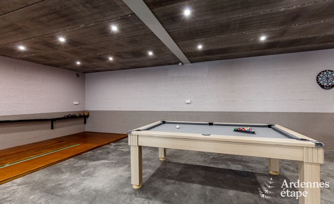 Luxe vakantiehuis in Paliseul met zwembad, wellness en spellen,  voor 28 personen in de Ardennen