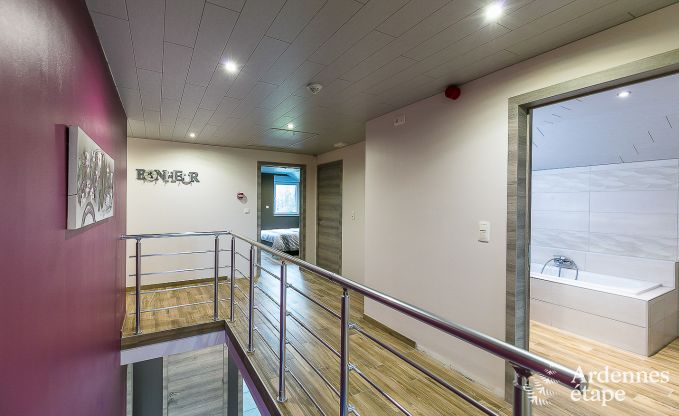 Luxe vakantiehuis in Paliseul met zwembad, wellness en spellen,  voor 28 personen in de Ardennen