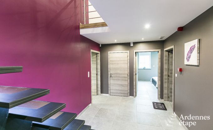 Luxe vakantiehuis in Paliseul met zwembad, wellness en spellen,  voor 28 personen in de Ardennen