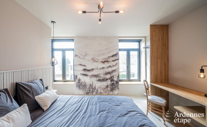 Moderne vakantiewoning in Paliseul voor 14 personen met zwembad, speelkamer en nabijheid van Boekendorp Redu in de Ardennen