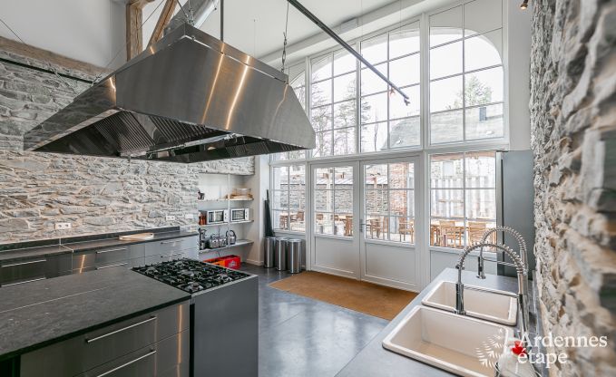 Luxe villa in Paliseul voor 26 personen in de Ardennen