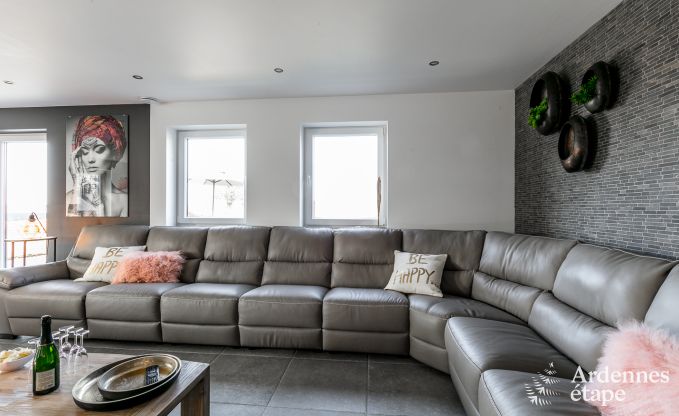 Hoogwaardige vakantiewoning in Paliseul voor 14 personen in de Ardennen