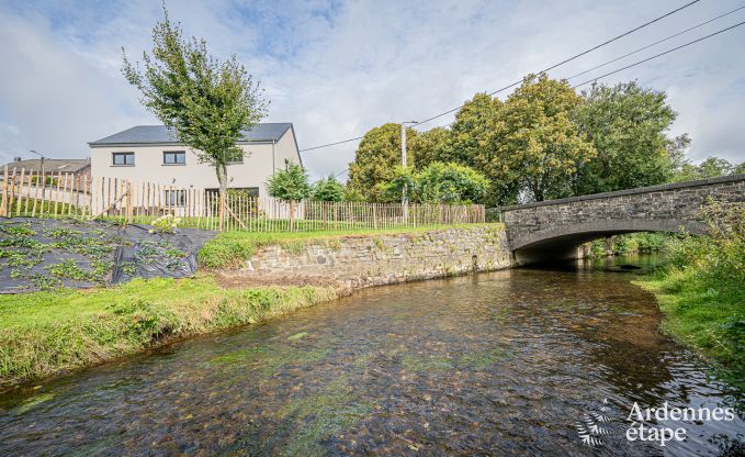 Gezellig vakantiehuis voor 8 personen in Paliseul, vlakbij het bos en de rivier
