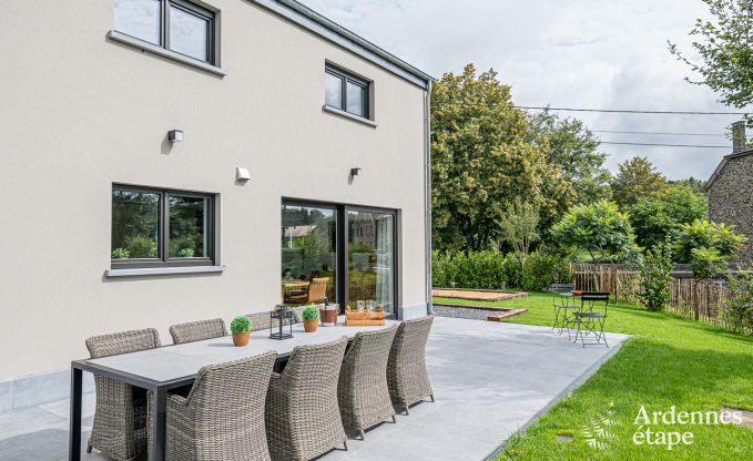 Gezellig vakantiehuis voor 8 personen in Paliseul, vlakbij het bos en de rivier