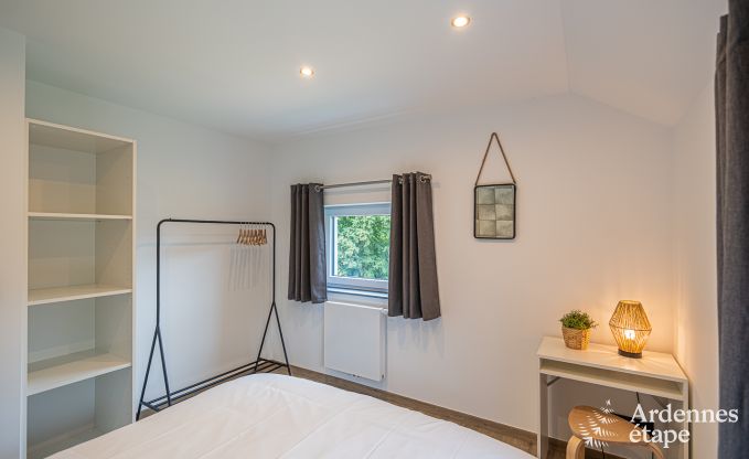 Gezellig vakantiehuis voor 8 personen in Paliseul, vlakbij het bos en de rivier