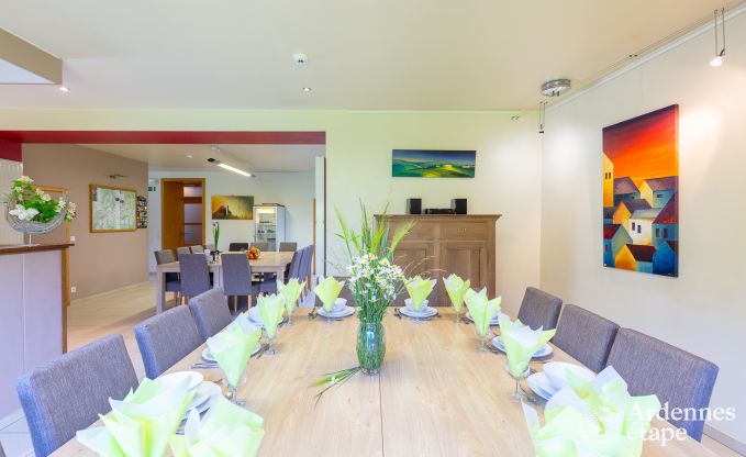 Vakantiehuis in Paliseul voor 20 personen in de Ardennen