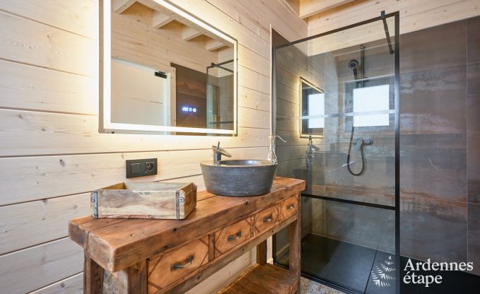 Charmante cottage met panoramisch uitzicht in Plombi�res, Ardennen