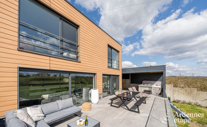 Luxe vakantiehuis in Plombi�res: villa voor 6 personen met jacuzzi, 3 slaapkamers en priv�tuin