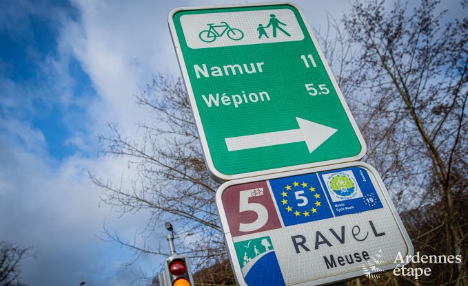 Charmante suite voor 8 personen in Profondeville, Ardennen