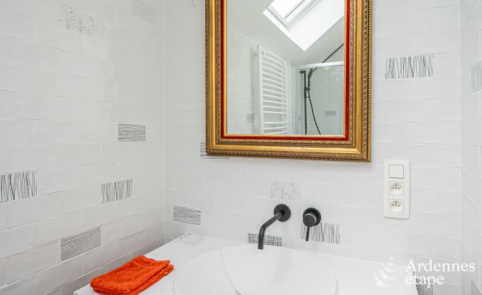 Charmante suite voor 8 personen in Profondeville, Ardennen