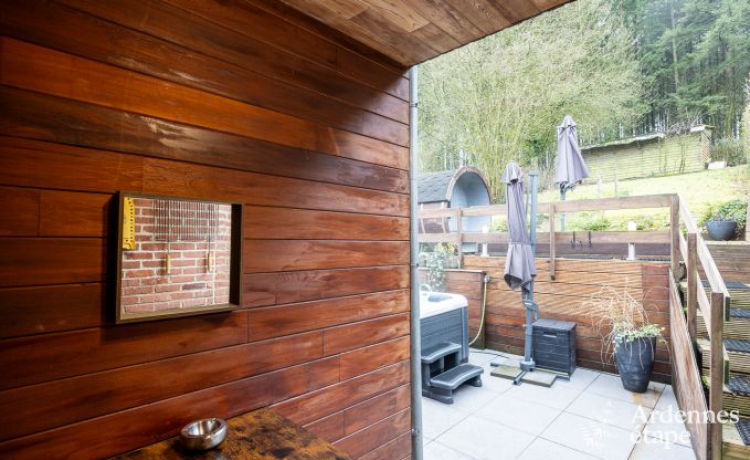 Hoogwaardig huis met buitenwellness in het hart van de Maasvallei in Profondeville