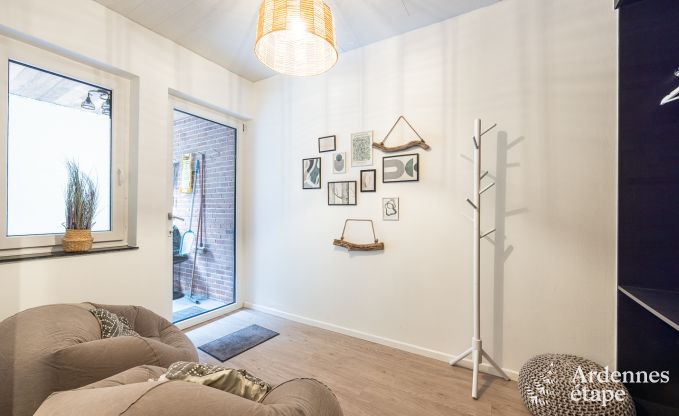 Hoogwaardig huis met buitenwellness in het hart van de Maasvallei in Profondeville