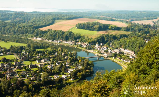 Hoogwaardig huis met buitenwellness in het hart van de Maasvallei in Profondeville
