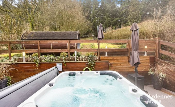 Hoogwaardig huis met buitenwellness in het hart van de Maasvallei in Profondeville