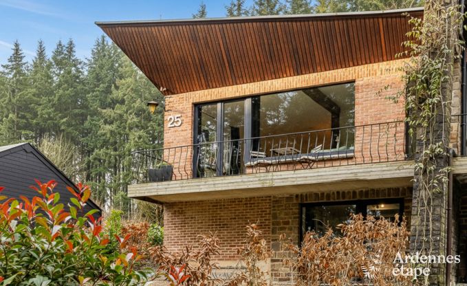Hoogwaardig huis met buitenwellness in het hart van de Maasvallei in Profondeville