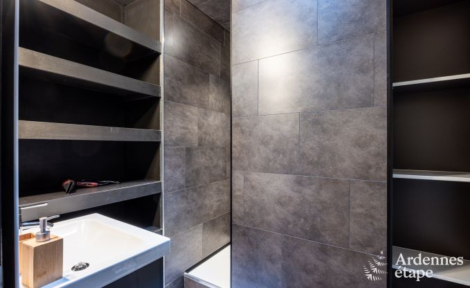 Hoogwaardig huis met buitenwellness in het hart van de Maasvallei in Profondeville