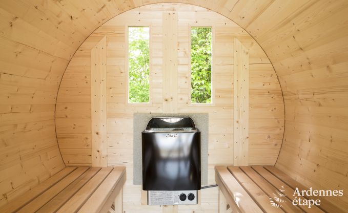 Hoogwaardig huis met buitenwellness in het hart van de Maasvallei in Profondeville