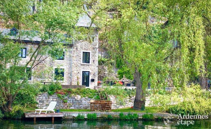 Uitzonderlijke charmante vakantiewoning in Profondeville voor 4 personen met jacuzzi, infraroodcabine en ponton op de Maas