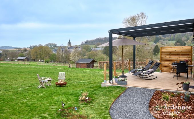 Romantisch tiny house in Redu: verblijf voor 2 in de Ardennen met priv�terras en panoramisch uitzicht