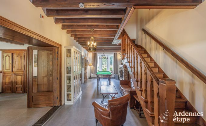 Charmante, ruime en hondvriendelijke cottage in Redu voor 17 personen