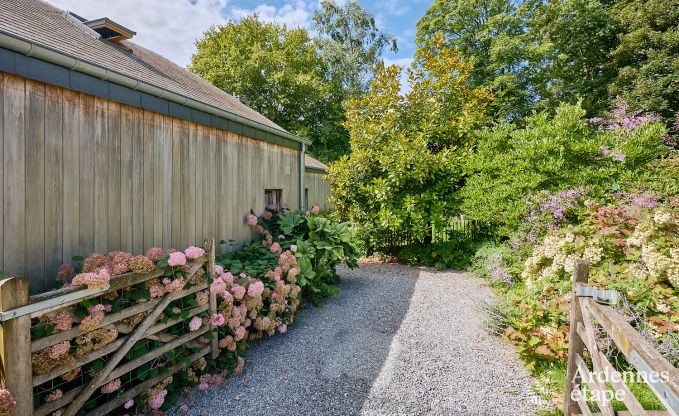 Gezellig cottage voor 4 personen in Redu met tankuzzi (hottub), overdekt terras en priv�tuin