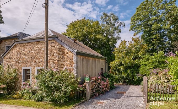 Gezellig cottage voor 4 personen in Redu met tankuzzi (hottub), overdekt terras en priv�tuin