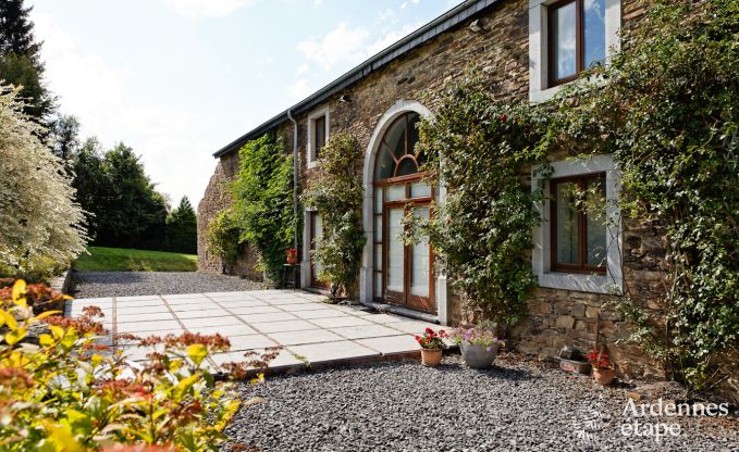 Vakantiehuis in Redu voor 15 personen in de Ardennen