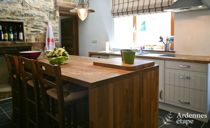 Vakantiehuis in Redu voor 15 personen in de Ardennen