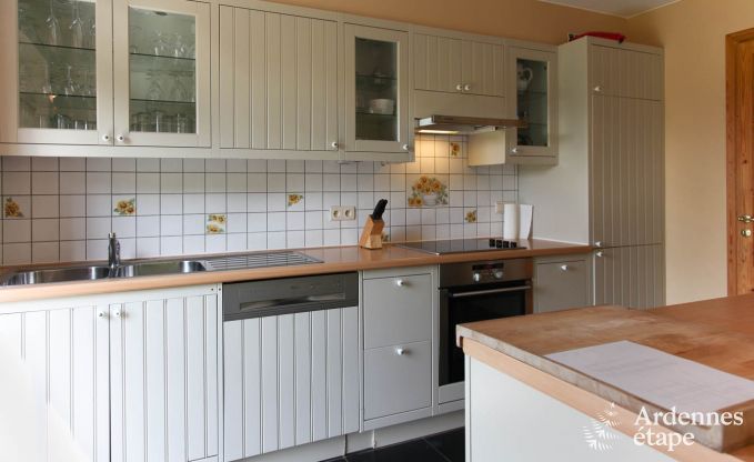 Vakantiehuis in Redu voor 11 personen in de Ardennen