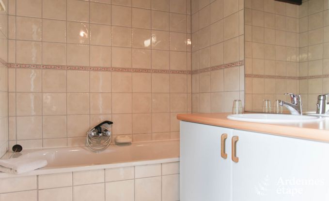 Vakantiehuis in Redu voor 22 personen in de Ardennen