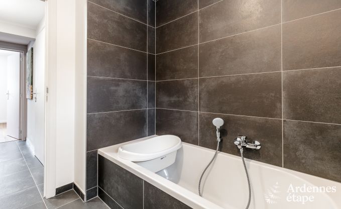 Vakantiehuis in Redu voor 24 personen in de Ardennen