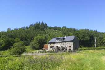 Mooi vakantiehuis voor 38 personen in Redu (Ardennen)