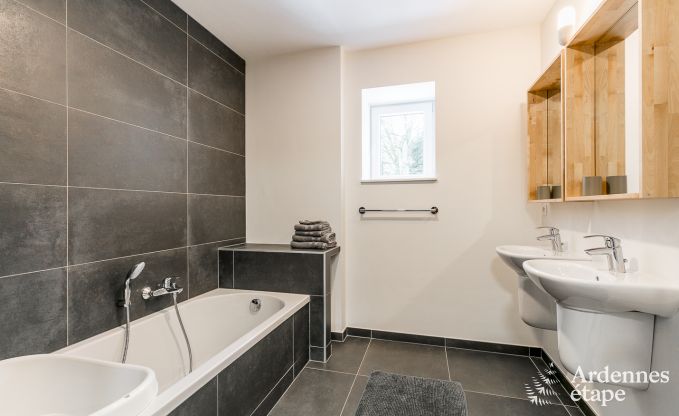 Vakantiehuis in Redu voor 38 personen in de Ardennen